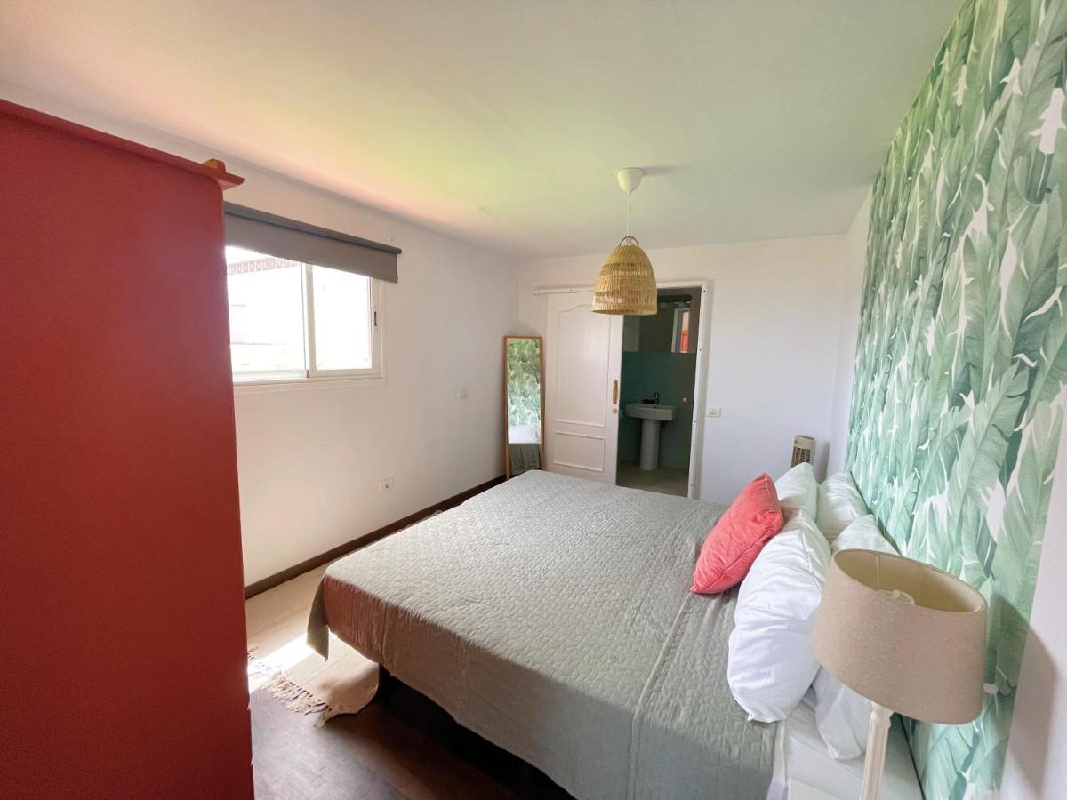 Villa Casa con piscina y jardín con vistas al mar Puerto de la Madera Exterior foto