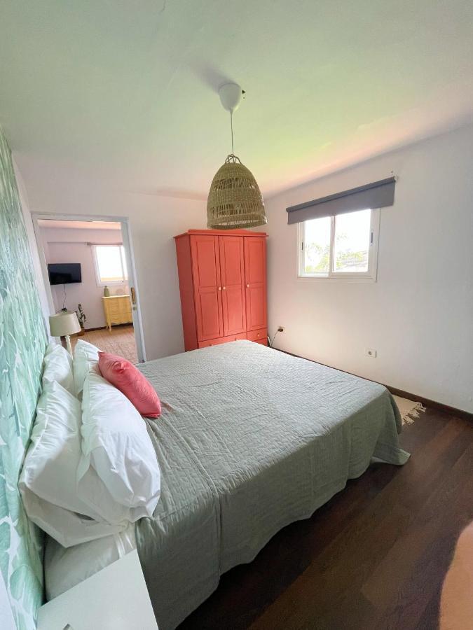Villa Casa con piscina y jardín con vistas al mar Puerto de la Madera Exterior foto